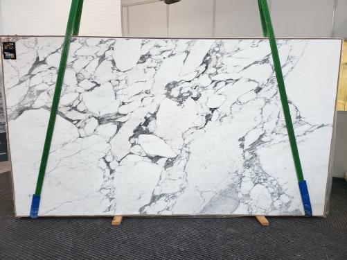 Supply honed slabs 3 cm in natural marble ARABESCATO CARRARA 1903. Detail image pictures 
