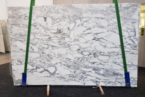 Supply honed slabs 0.8 cm in natural marble ARABESCATO CERVAIOLE GL 1023. Detail image pictures 
