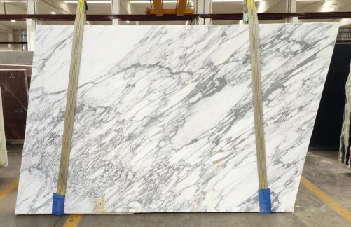 Supply honed slabs 0.8 cm in natural marble ARABESCATO CORCHIA 2068M. Detail image pictures 