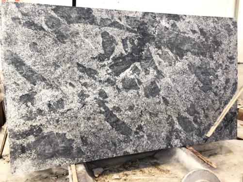 Supply polished slabs 0.8 cm in natural granite AZUL ARAN D230310RE. Detail image pictures 