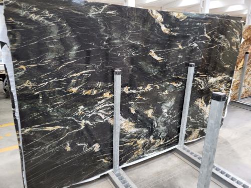 Supply polished slabs 1.2 cm in natural quartzite BELVEDERE 1707G. Detail image pictures 