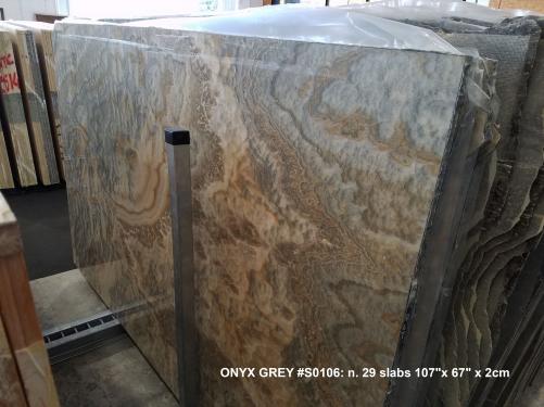Supply polished slabs 0.8 cm in natural onyx Black Cloud AA S0106. Detail image pictures 