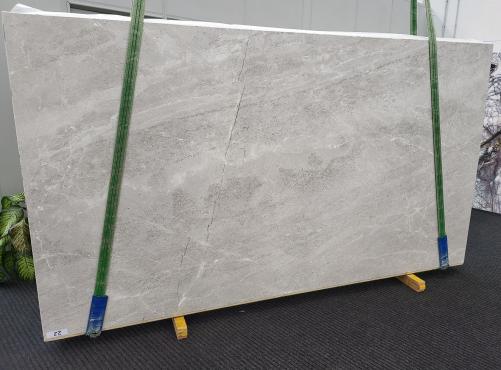 Supply honed slabs 0.8 cm in natural marble BRILLIANT GREY 1692. Detail image pictures 