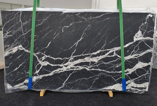Supply honed slabs 0.8 cm in natural marble CALACATTA BLACK 1459. Detail image pictures 