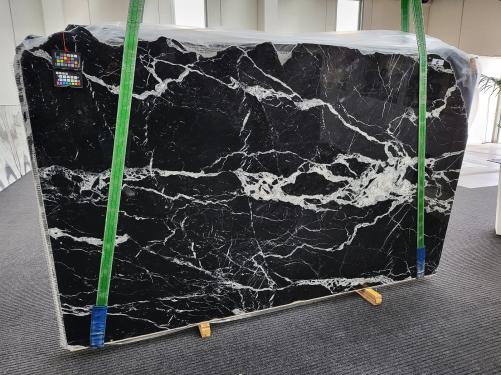 Supply polished slabs 0.8 cm in natural marble CALACATTA BLACK 1871. Detail image pictures 