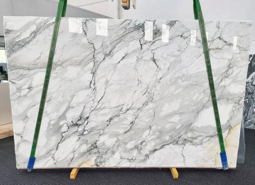 Supply polished slabs 0.8 cm in natural marble CALACATTA BORGHINI 1570. Detail image pictures 