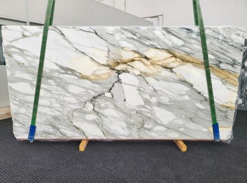 Supply polished slabs 0.8 cm in natural marble CALACATTA BORGHINI 1569. Detail image pictures 