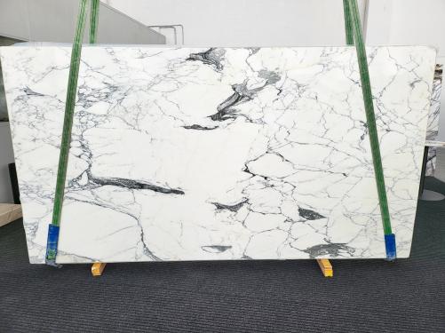 Supply polished slabs 0.8 cm in natural marble CALACATTA CORCHIA 1727. Detail image pictures 