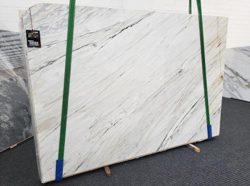 Supply polished slabs 1.2 cm in natural marble CALACATTA CREMO xx1838. Detail image pictures 