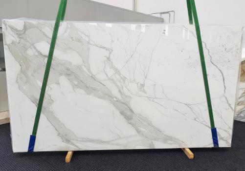 Supply polished slabs 0.8 cm in natural marble CALACATTA EXTRA 1377. Detail image pictures 