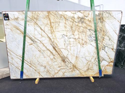 Supply polished slabs 0.8 cm in natural marble CALACATTA GOLD SPIDER 1932. Detail image pictures 