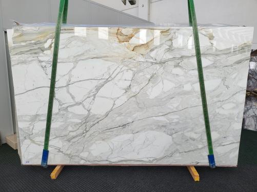 Supply polished slabs 0.8 cm in natural marble CALACATTA MACCHIA ANTICA 1706. Detail image pictures 