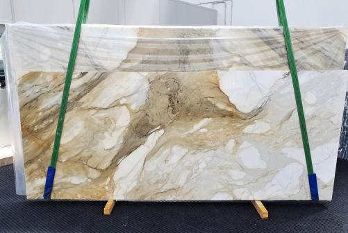 Supply polished slabs 0.8 cm in natural marble CALACATTA MACCHIAVECCHIA 1429. Detail image pictures 