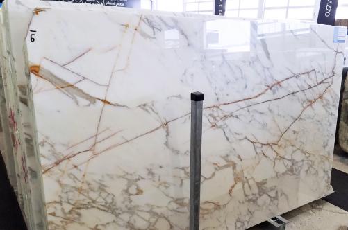 Supply polished slabs 0.8 cm in natural marble CALACATTA MACCHIAVECCHIA U0190. Detail image pictures 