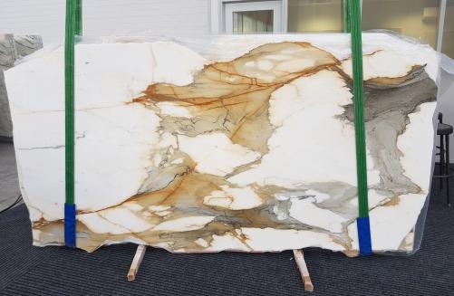 Supply polished slabs 0.8 cm in natural marble CALACATTA MACCHIAVECCHIA GL 1130. Detail image pictures 