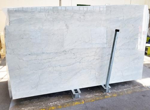 Supply polished slabs 0.8 cm in natural marble CALACATTA MICHELANGELO CL0130. Detail image pictures 