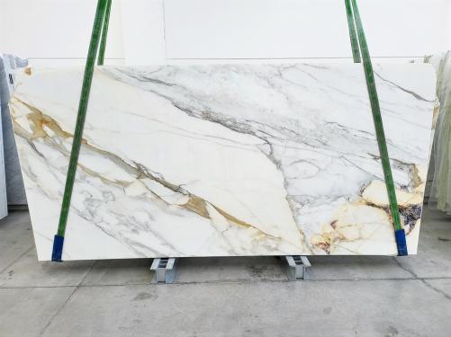 Supply polished slabs 0.8 cm in natural marble CALACATTA ORO EXTRA 1763. Detail image pictures 