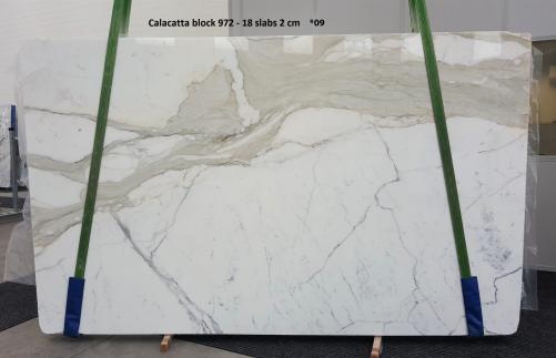 Supply polished slabs 0.8 cm in natural marble CALACATTA ORO GL 972. Detail image pictures 