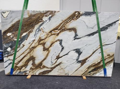Supply polished slabs 1.2 cm in natural marble CALACATTA PICASSO 1709. Detail image pictures 