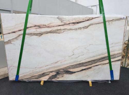 Supply honed slabs 0.8 cm in natural marble CALACATTA ROSE 1783. Detail image pictures 
