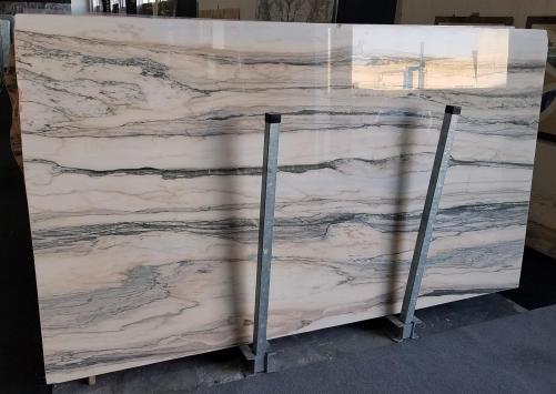 Supply polished slabs 0.8 cm in natural marble CALACATTA SAINT TROPEZ A0128. Detail image pictures 
