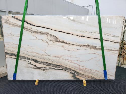 Supply polished slabs 0.8 cm in natural marble CALACATTA SAINT TROPEZ xx1783. Detail image pictures 