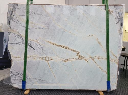 Supply polished slabs 0.8 cm in natural marble CALACATTA TURCHESE 1705. Detail image pictures 