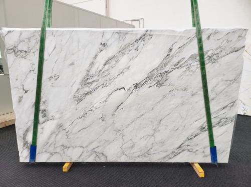 Supply honed slabs 0.8 cm in natural marble CALACATTA VAGLI 1621. Detail image pictures 