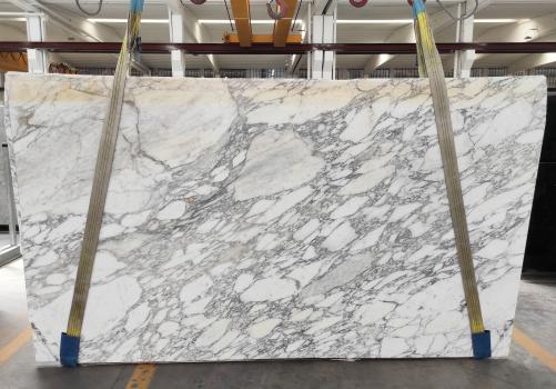 Supply diamondcut slabs 0.8 cm in natural marble calacatta vagli 2025M. Detail image pictures 
