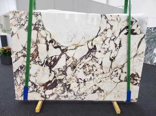 Supply polished slabs 0.8 cm in natural marble CALACATTA VIOLA 1467. Detail image pictures 