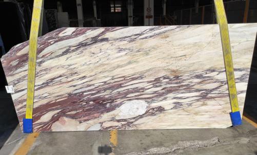 Supply polished slabs 0.8 cm in natural marble CALACATTA VIOLA 1898M. Detail image pictures 