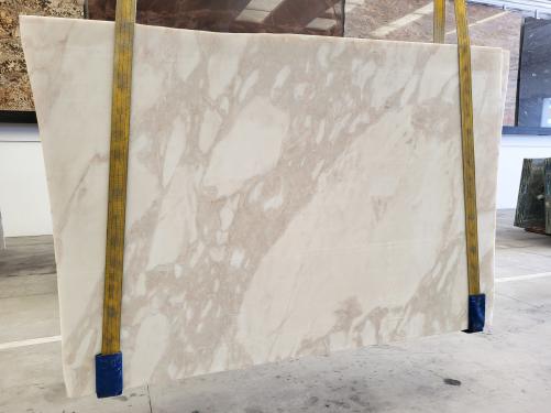Supply diamondcut slabs 0.8 cm in natural marble CIPRIA GX18232. Detail image pictures 