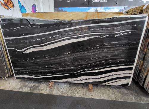Supply polished slabs 0.8 cm in natural granite COPACABANA D0173. Detail image pictures 