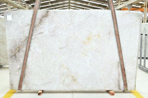Supply honed slabs 0.8 cm in natural quartzite CRISTALLO 2613. Detail image pictures 