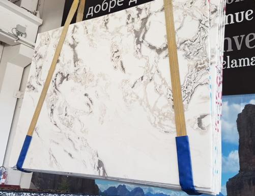 Supply polished slabs 0.8 cm in natural marble DOVER WHITE U0187. Detail image pictures 