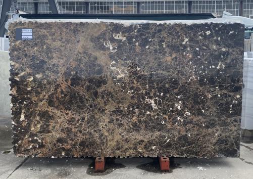 Supply polished slabs 1.2 cm in natural marble EMPERADOR OSCURO DL0112. Detail image pictures 