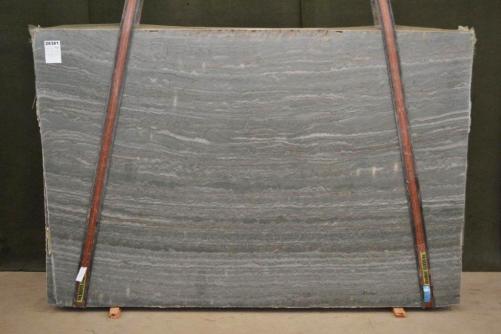 Supply polished slabs 3 cm in natural quartzite ESMERALDA 1605. Detail image pictures 