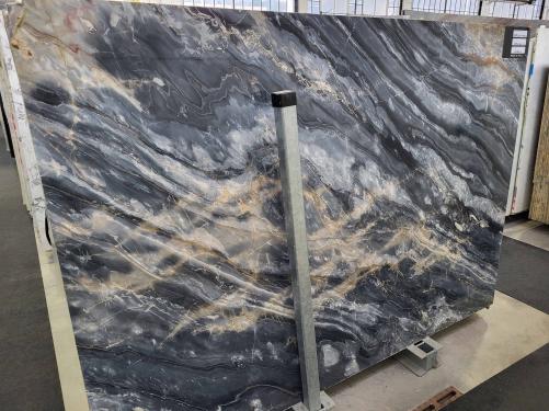 Supply polished slabs 0.8 cm in natural marble FUSION FIRE UL0070. Detail image pictures 