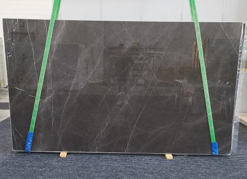Supply polished slabs 0.8 cm in natural marble GRAFFITE 1522. Detail image pictures 
