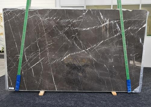 Supply polished slabs 0.8 cm in natural marble GRAFFITE 1523. Detail image pictures 