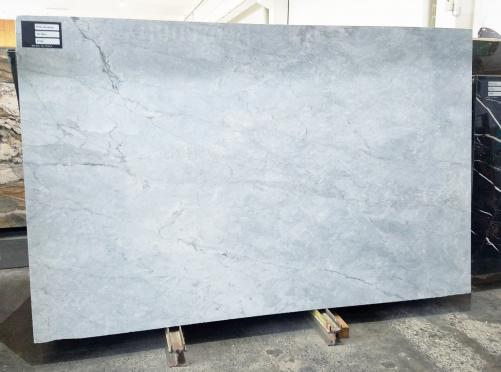 Supply honed slabs 0.8 cm in natural marble GRIGIO SAN MARINO Z0496. Detail image pictures 