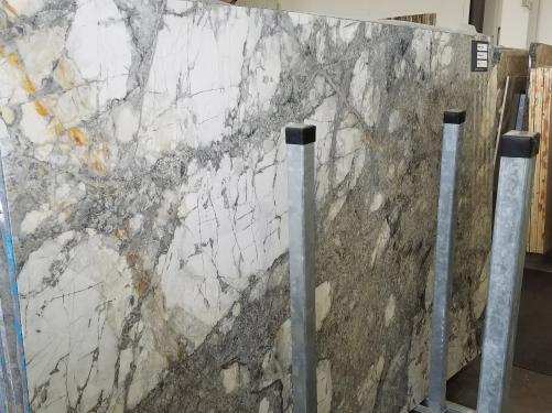 Supply polished slabs 0.8 cm in natural Dolomite INVISIBLE GREY U0106. Detail image pictures 