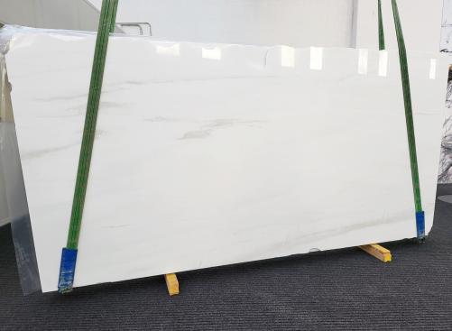 Supply polished slabs 0.8 cm in natural marble KYKNOS WHITE 1703. Detail image pictures 