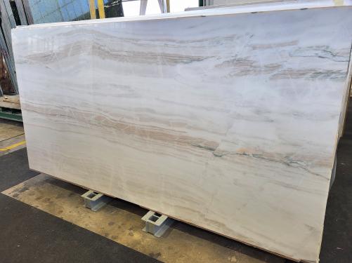 Supply polished slabs 2 cm in natural Dolomite LASA AVORIO D0751. Detail image pictures 