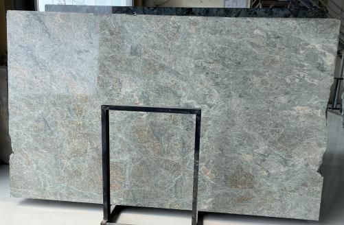 Supply polished slabs 0.8 cm in natural granite LT GREEN D2109. Detail image pictures 
