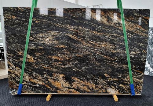 Supply polished slabs 1.2 cm in natural granite MAGMA 1391. Detail image pictures 