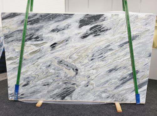 Supply polished slabs 0.8 cm in natural marble Manhattan Grey 1673. Detail image pictures 