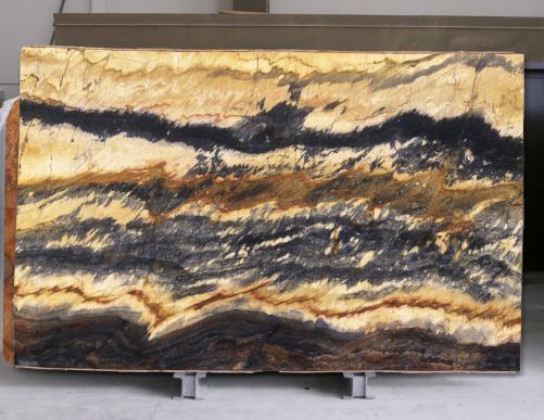 Supply polished slabs 0.8 cm in natural quartzite MUNCH C0706. Detail image pictures 