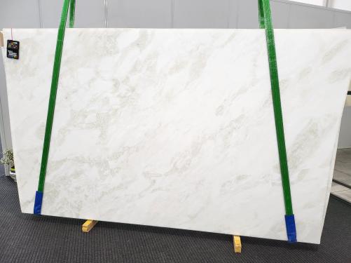Supply honed slabs 0.8 cm in natural marble MYSTERY WHITE xx1863. Detail image pictures 