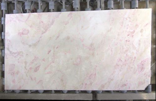 Supply polished slabs 0.8 cm in natural marble NAMIBIA ROSE D0605. Detail image pictures 